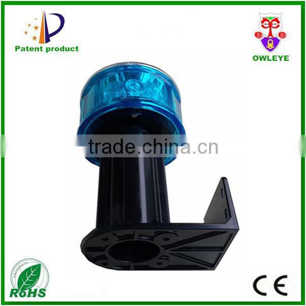 Solar airport runaway LED warning lights