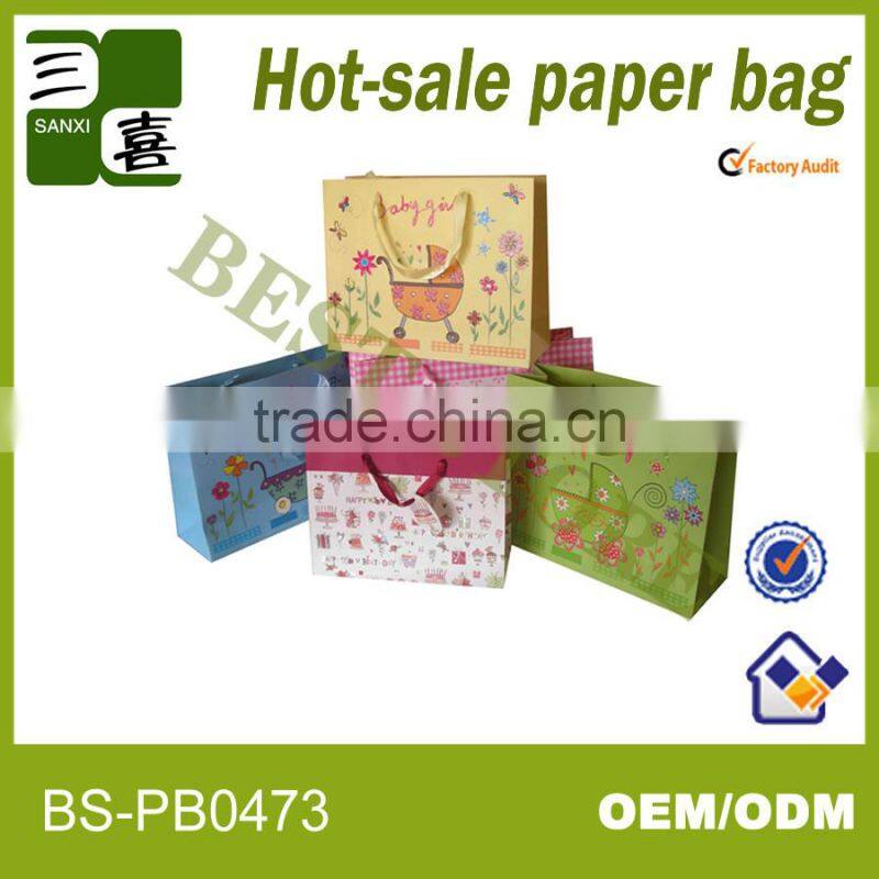 Beautiful gift packing paper bags