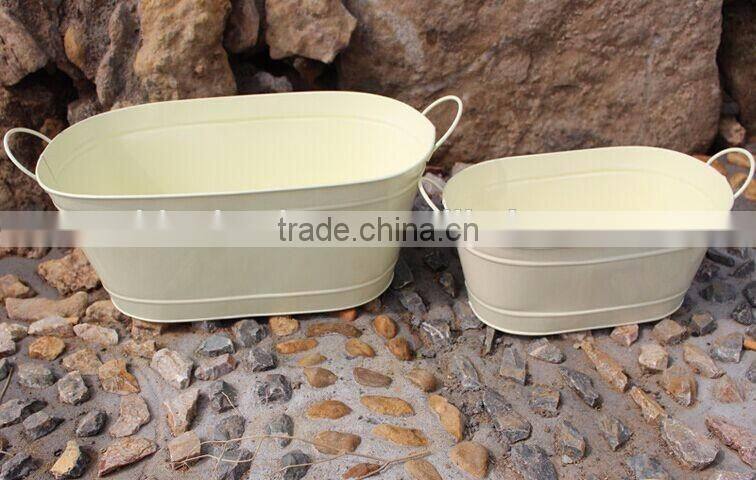 cheap decorative modern red outdoor metal wall hanging flower planter for garden planting