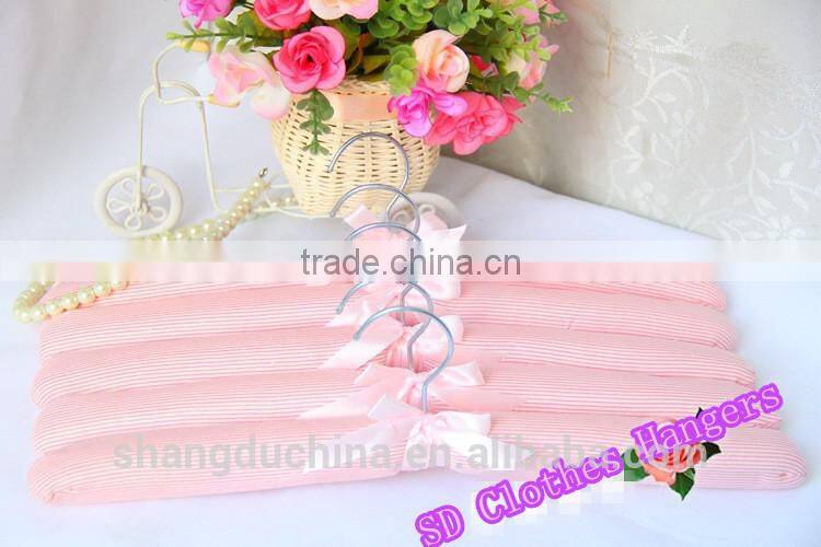 EU certificated handmade wood hanger wholesale