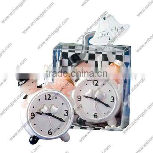 Wedding favour lovers clock candles