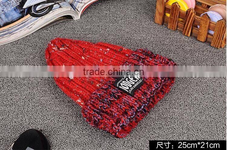 Fasion Style Bluetooth Knitted Hat Smart Wireless Bluetooth Winter Hat Plus Thick Velvet Winter Bluetooth Winter Lady Hat