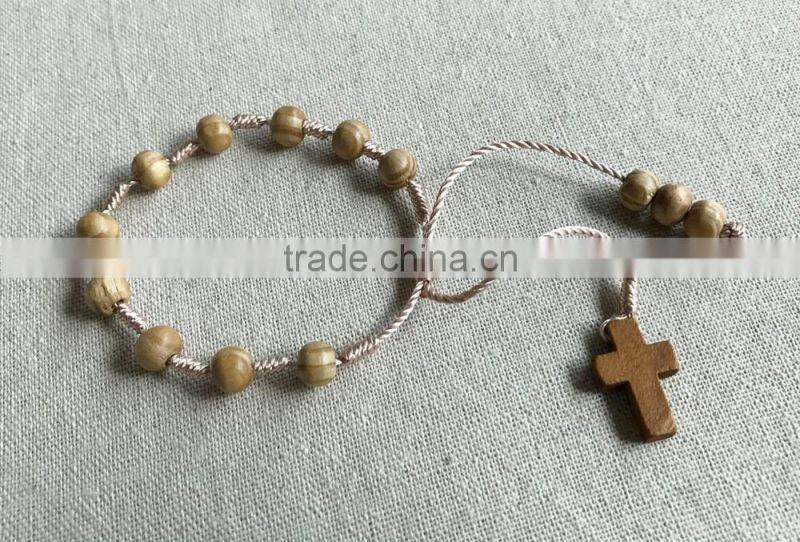 8mm Gorgeous Natural Round Polished Wood Beads Handmade Cord String Bracelet Wooden Prayer Beads Rosary Cross Pendant Bracelet