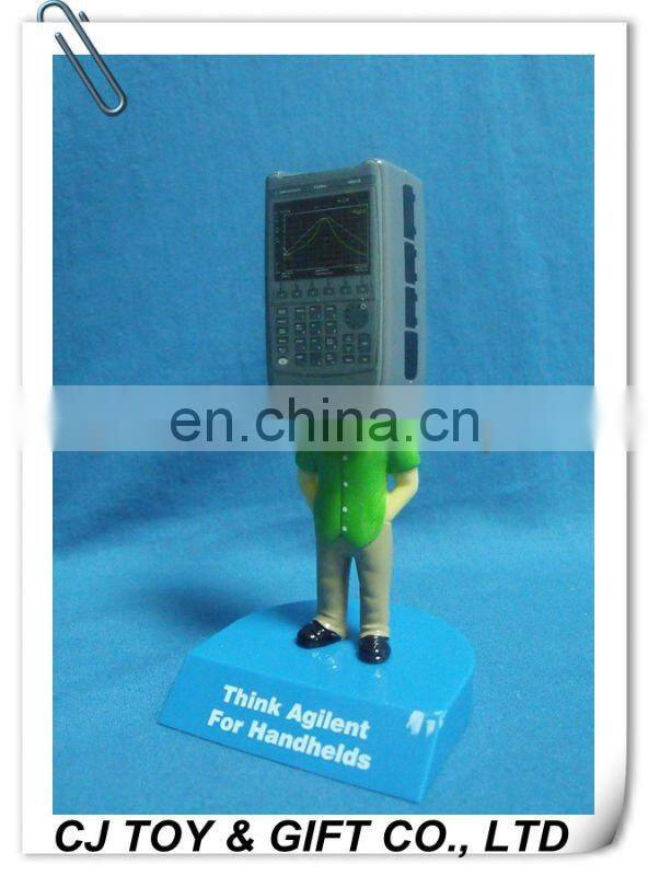 bobble head plastic figure