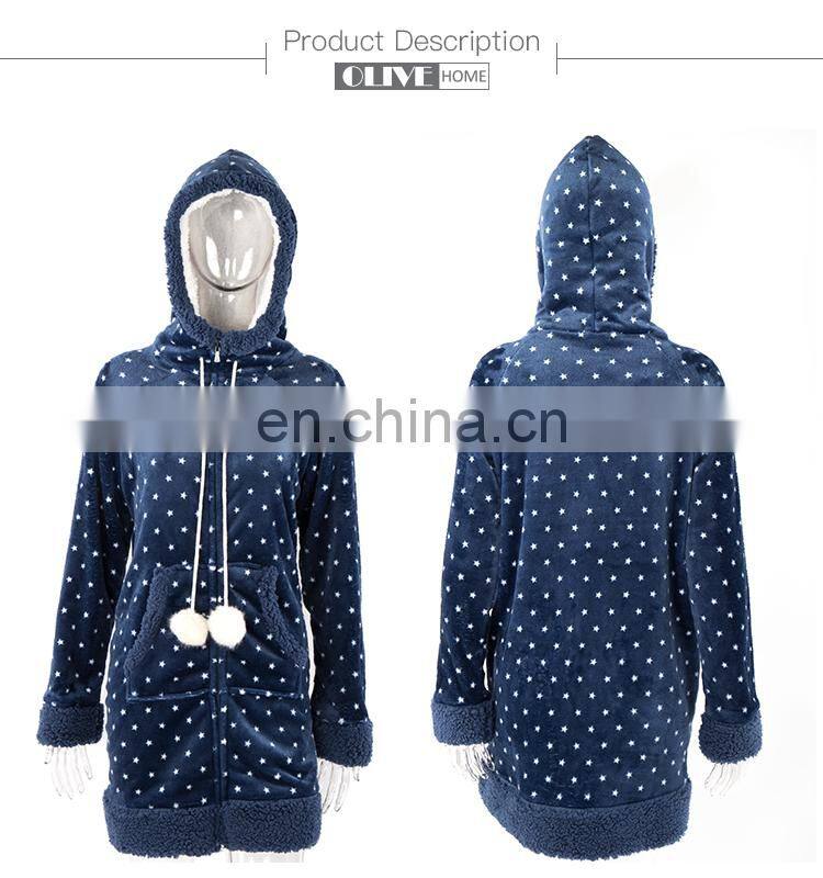 Fashion Design Sherpa Lining Dots Printed Flannel Hoodie Bathrobe With Zipper and Pompom
