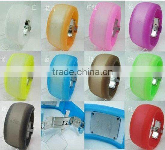 Hot plastic ODM bracelet led watch