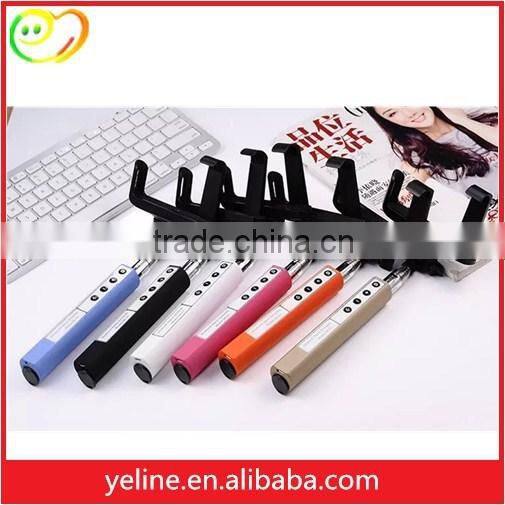 Selfie stick with bluetooth shutter remote button,cheap phone selfie holder