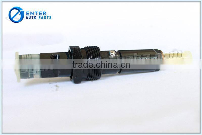 diesel engine common fuel injector 4996429