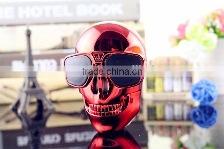 (gift) new style fashion skeleton power bank 4400mah skull portable power charger for boys