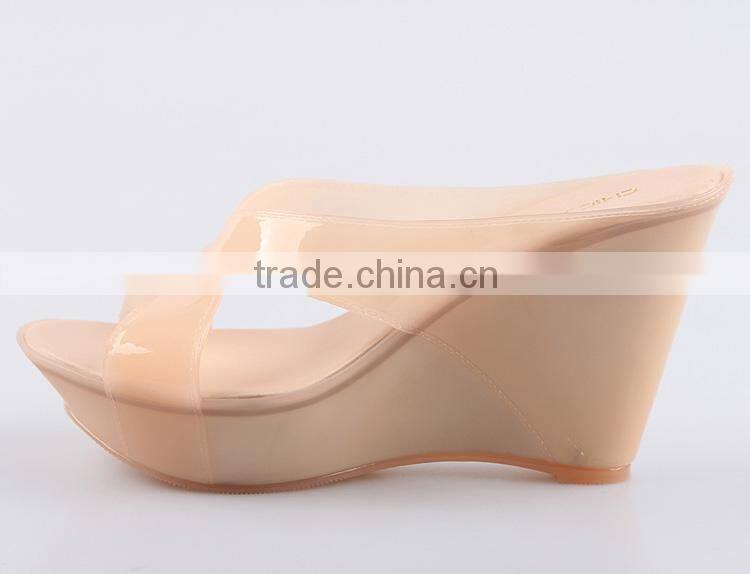 2016 Manufacturers newest design crystal straps jelly sandals wedge shoes FW16 pvc ladies shoes