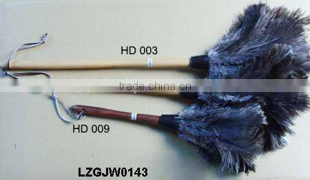 Rooster feather dust LZWHM0040