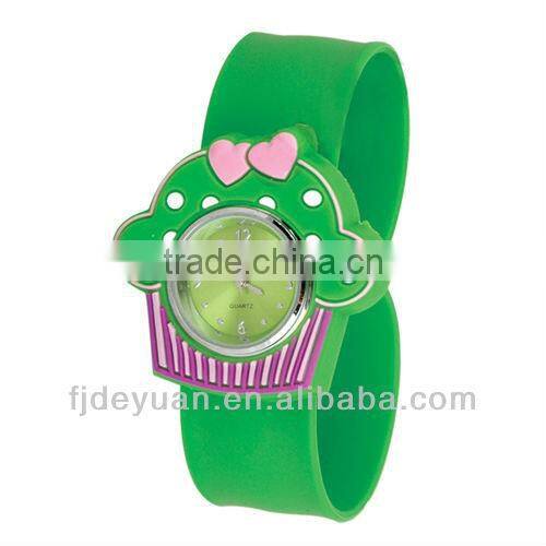 Good selling silicone slap Quartz Kids watch for girl