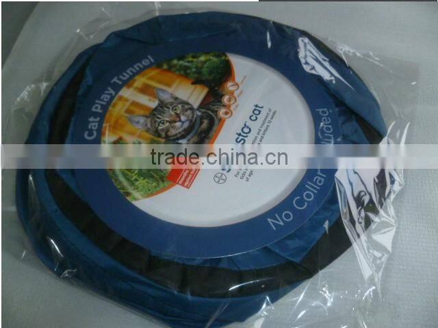 Cats tunnel,cat tunnel indoor,Red paper cat tunnel with a hole in the middle