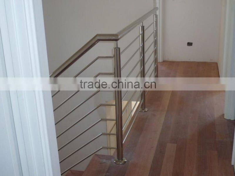 Horizonal Bars railing with Stainless Handrail