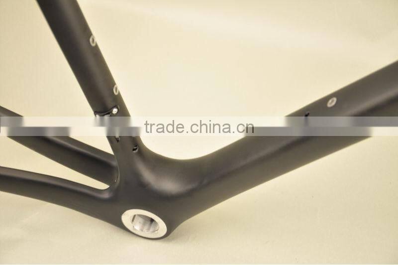 Professional factory supplier 100% T700 DI2 style oem carbon road bike frames in hot saling