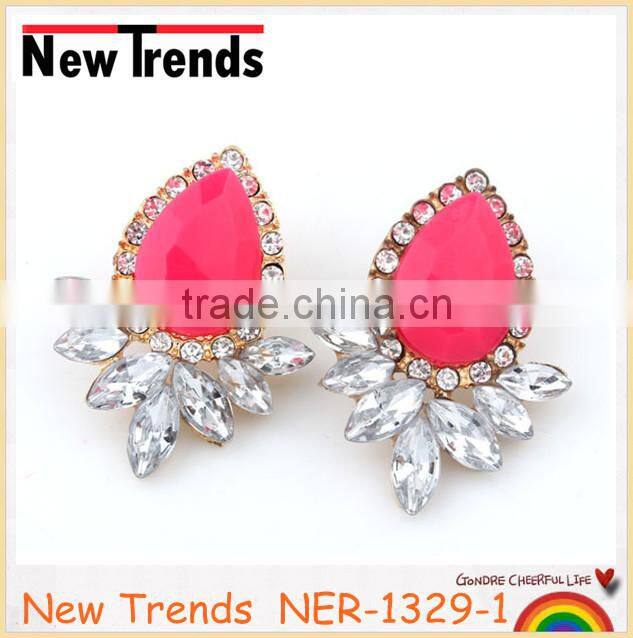 Charming resin tear drop earring studs with clear rhinestone