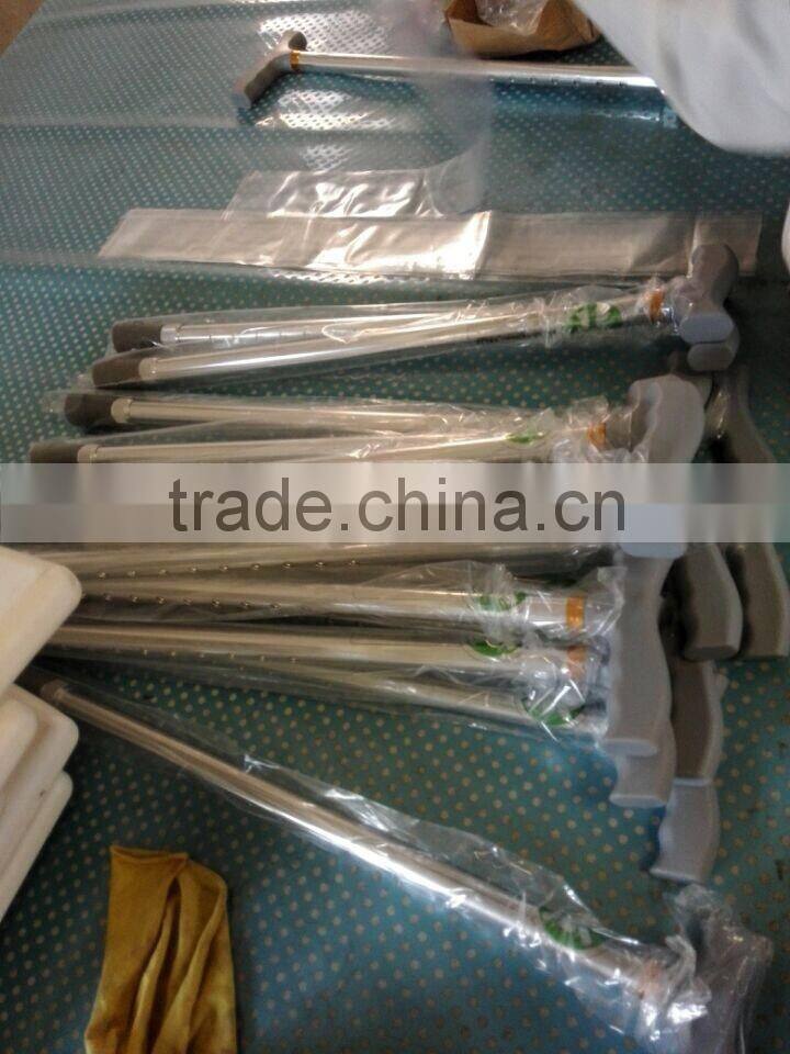 adjustable Aluminum walking cane with anti slip rubber feet