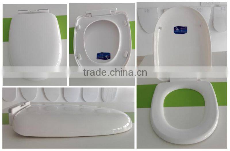 Selling plastic pp material automatic water spray toilet seat