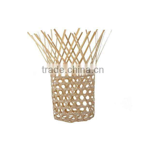2014 Small round bamboo basket with decorations