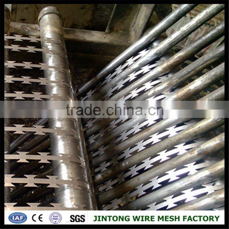 razor barbed wire /cbt 65 barbed razor wire /stainless steel razor wire