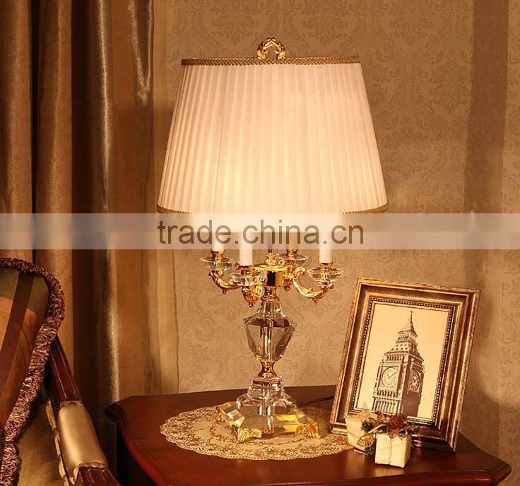 Graceful clear crystal body four candles table lamp with lampshade