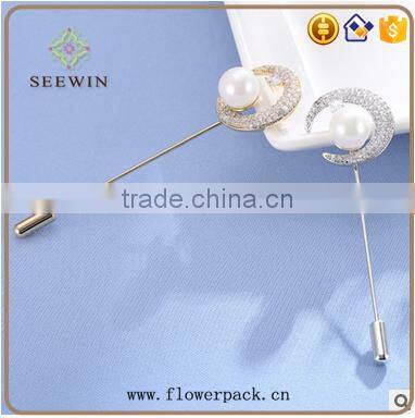 pearl brooch accessories of cloth and scarves
