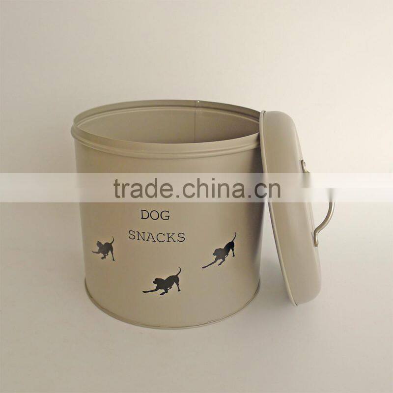 Metal Cat Dog Pet Dry Food Storage Container Tin with Scoop, Cream