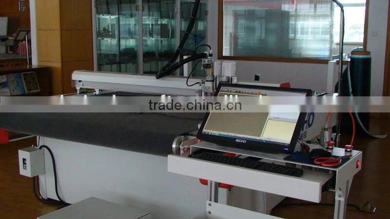 IECHO BK2516 Car Mats and Carpets and Logo Floor Rug Automatic CNC Cutting Machine with Electric Oscillating Blade