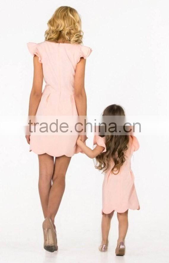 High Quality Pink Ruffles Sleeves Mommy And Baby Matching Short Frock Designs Dress Women Casual