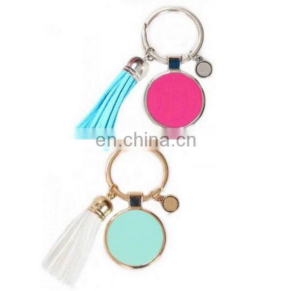 2016 New Tassel Disc Keychain For Women Enamel Metal Disc Monogram Keychain