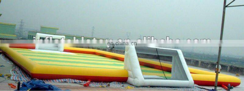 inflatable football pitch /inflatable football playground