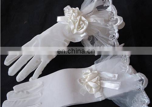 Newest Beautiful Lady's Ivory Short Tulle Wedding Gloves Lace Trim With Satin Flower&Bow Full Finger Bridal Gloves