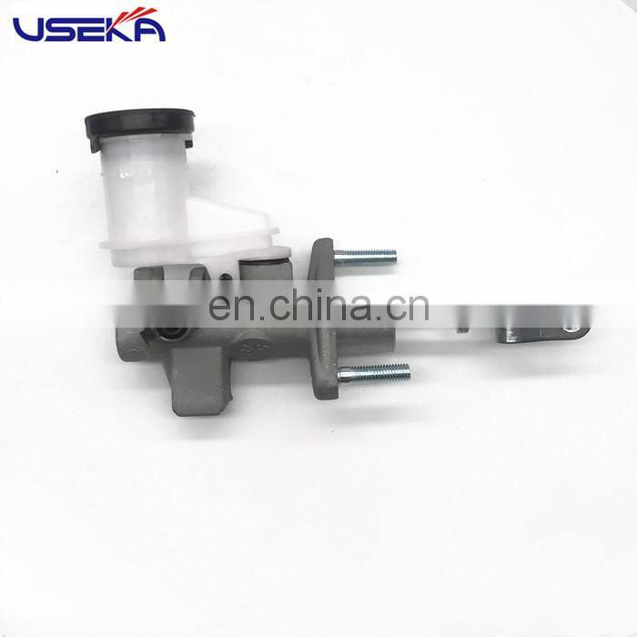 Wholesale Auto Spare Parts Hydraulic Clutch Master Cylinder for Mitsubishi OEM MR995036