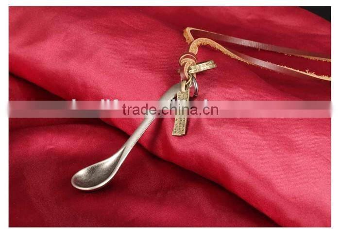 2016 new leather spoon bronze alloy pendant