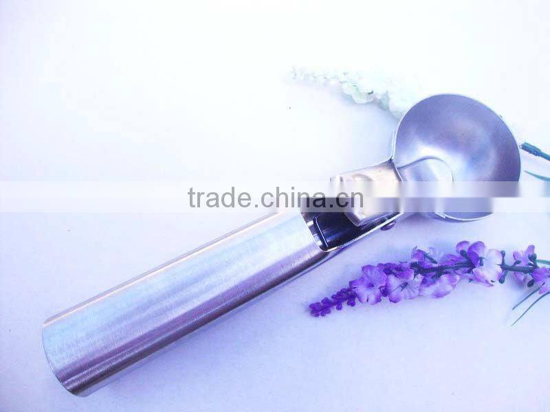 Ice cream spoon