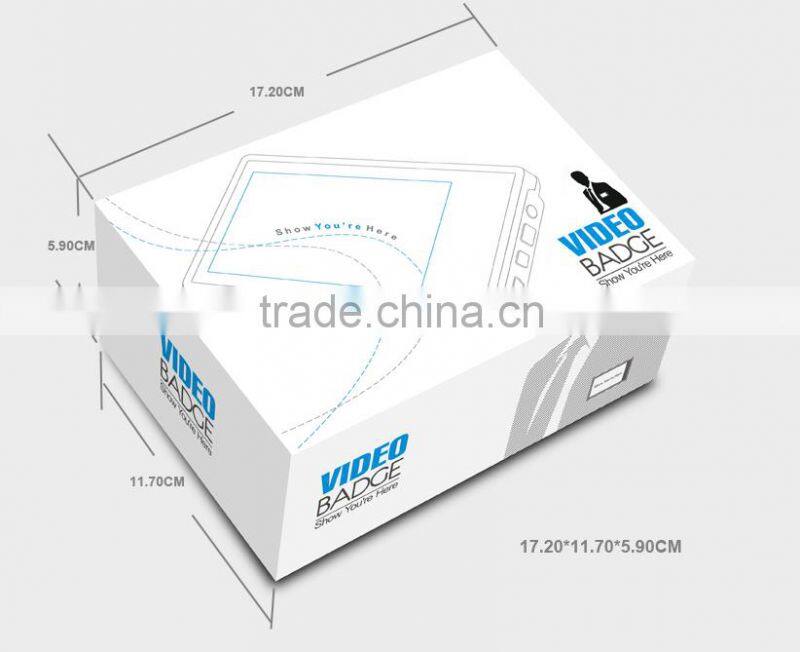 CE Approved Digital Wearable Video Name Tag Video & Photo Vidbadge Advertising Player TFT Screen Lithium Battery W/ EU Adaptor