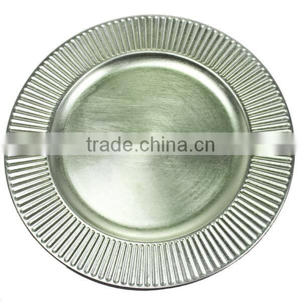 33cm white round sunflower style plastic charger plate