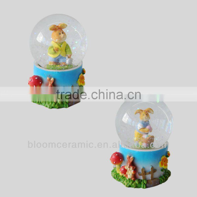 Modern handcraft water globe
