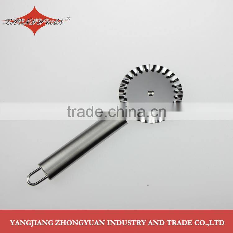 Precision kitchenware mini stainless steel pizza cutter wheel with plastic handle