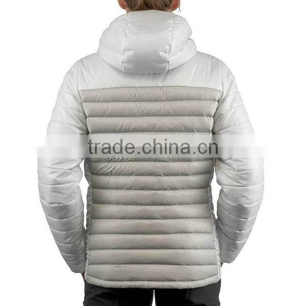 Women Outdoor blank hooded varsity jacket quilted down jacket for winters