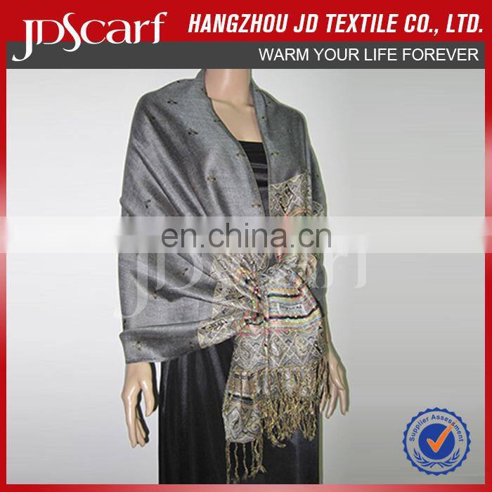 Alibaba supply hot sale special offer india winter shawl