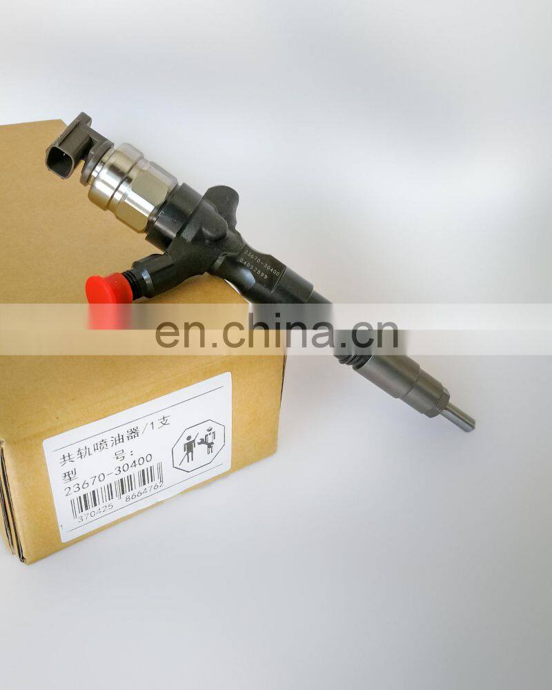 high quality China-made fuel injector 095000-0460 23670-30400