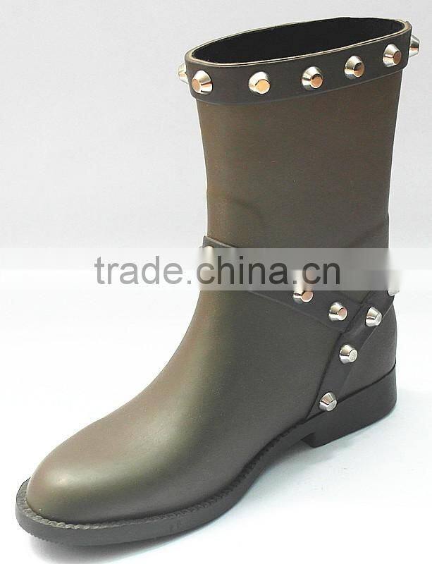 Studs for Ladies Rubber Rain Shoes