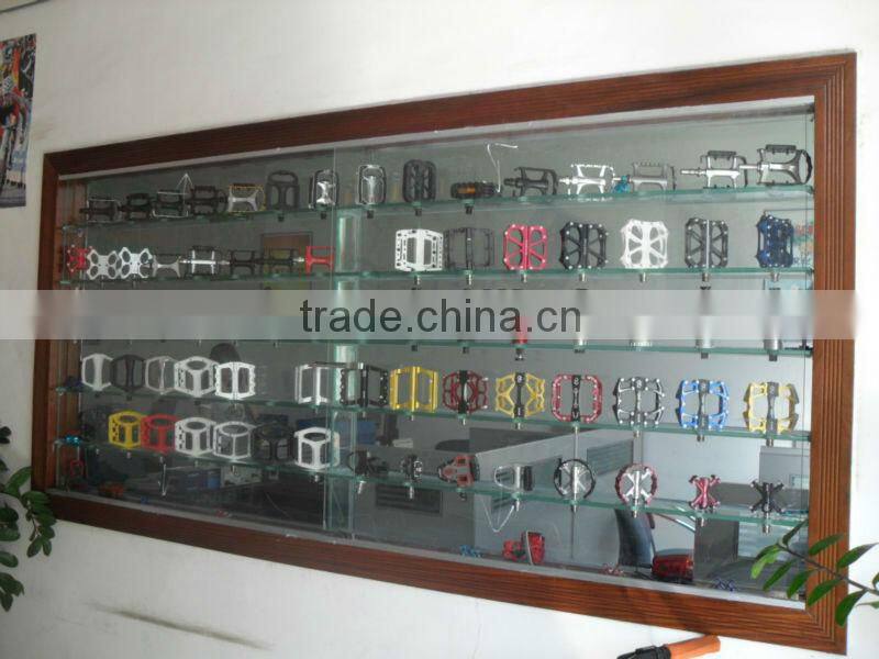 ISIS spline bicycle bottom bracket