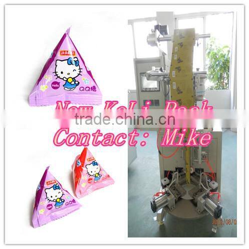 Automatic triangle bag vertical packaging machine