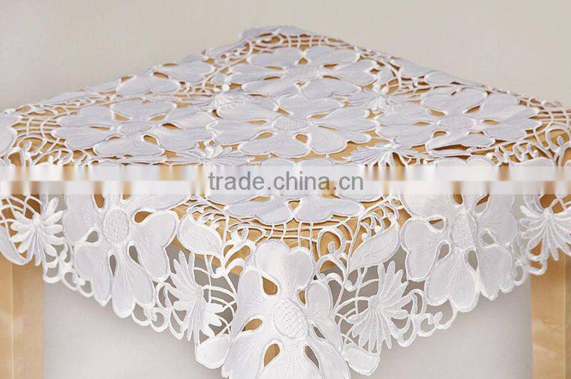 banquet table cloth , flower table cloth , good quality polyester table cloth