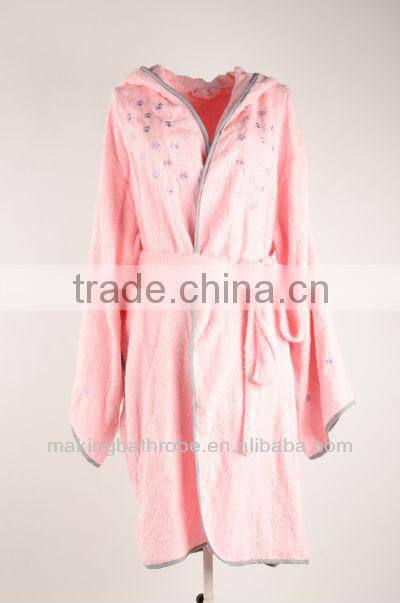 Long sleeve soft women bathrobe