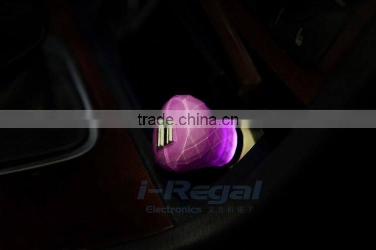 Professional universal Plastic colorful micro dual usb car charger for iphone6