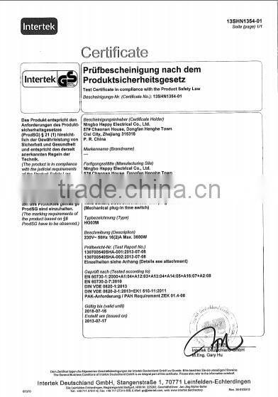 Daily mechanical timer plug