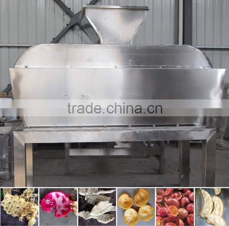 Automatic banana peeling machine